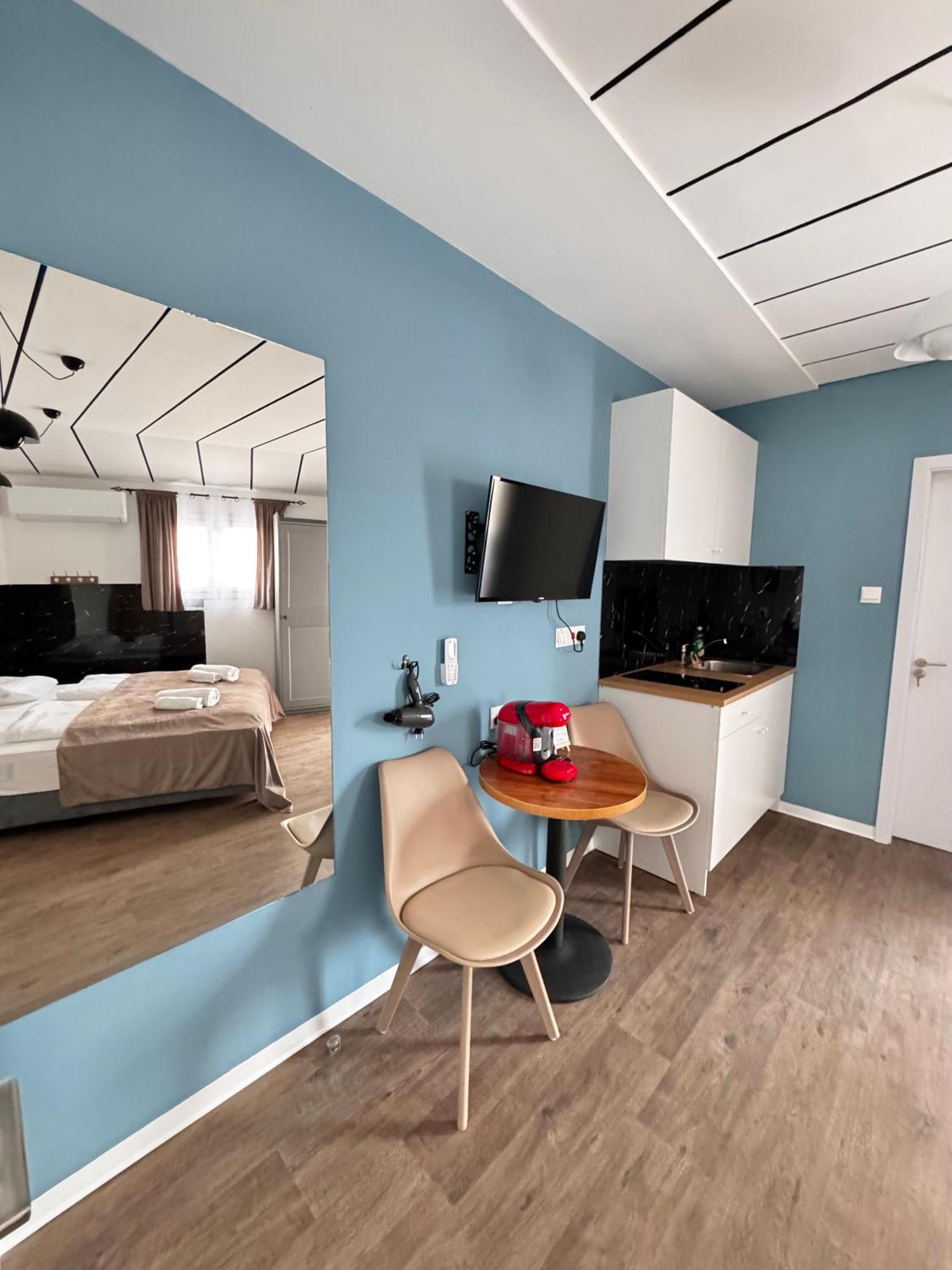 Daire Modern Nr12 Private Kitchenette, Bathroom, Balcony *